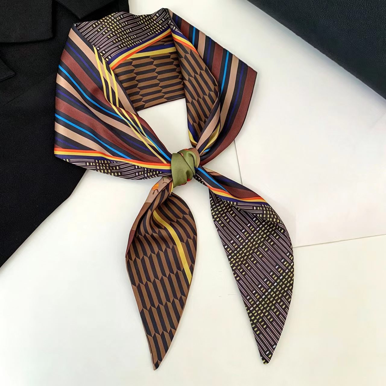 Women Fashion Necktie - Luksusowa Apaszka Jedwabna z Długim Wzorem,