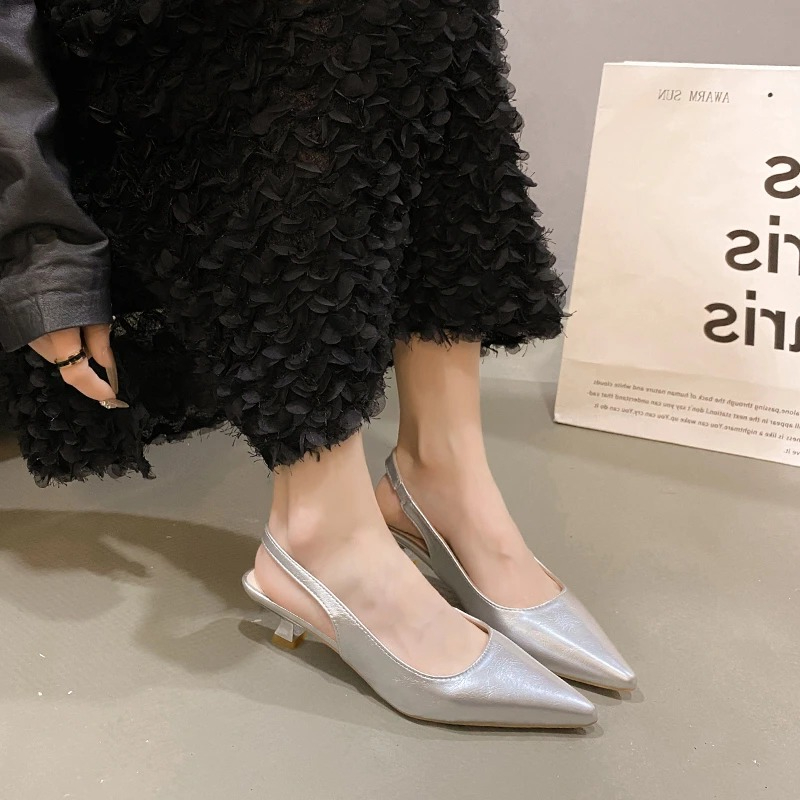 Modne damskie sandały ze szpic – Women'S Fashion For Summer 2025 recenzja i cena